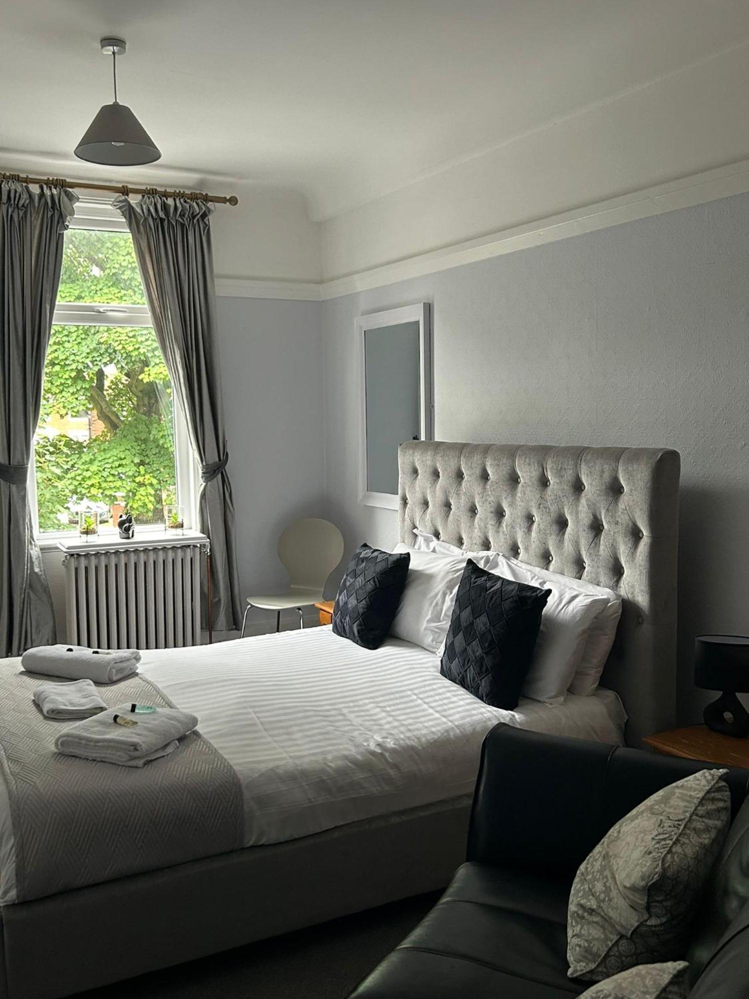 Hotel The Wheatley 3*